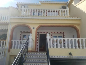 Lovely 3 bed house on complex